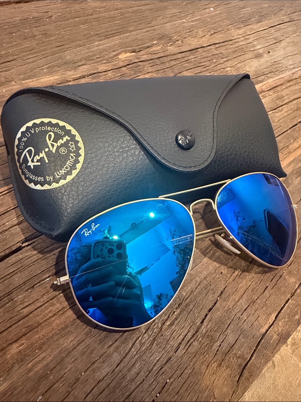 Ray-Ban Aviator Sunglasses with Blue Mirror Lenses and Gold Frame
